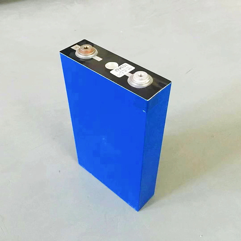 Lithium iron phosphate batteries Deep Cycle 3.2V 145Ah Lifepo4  Rechargeable battery